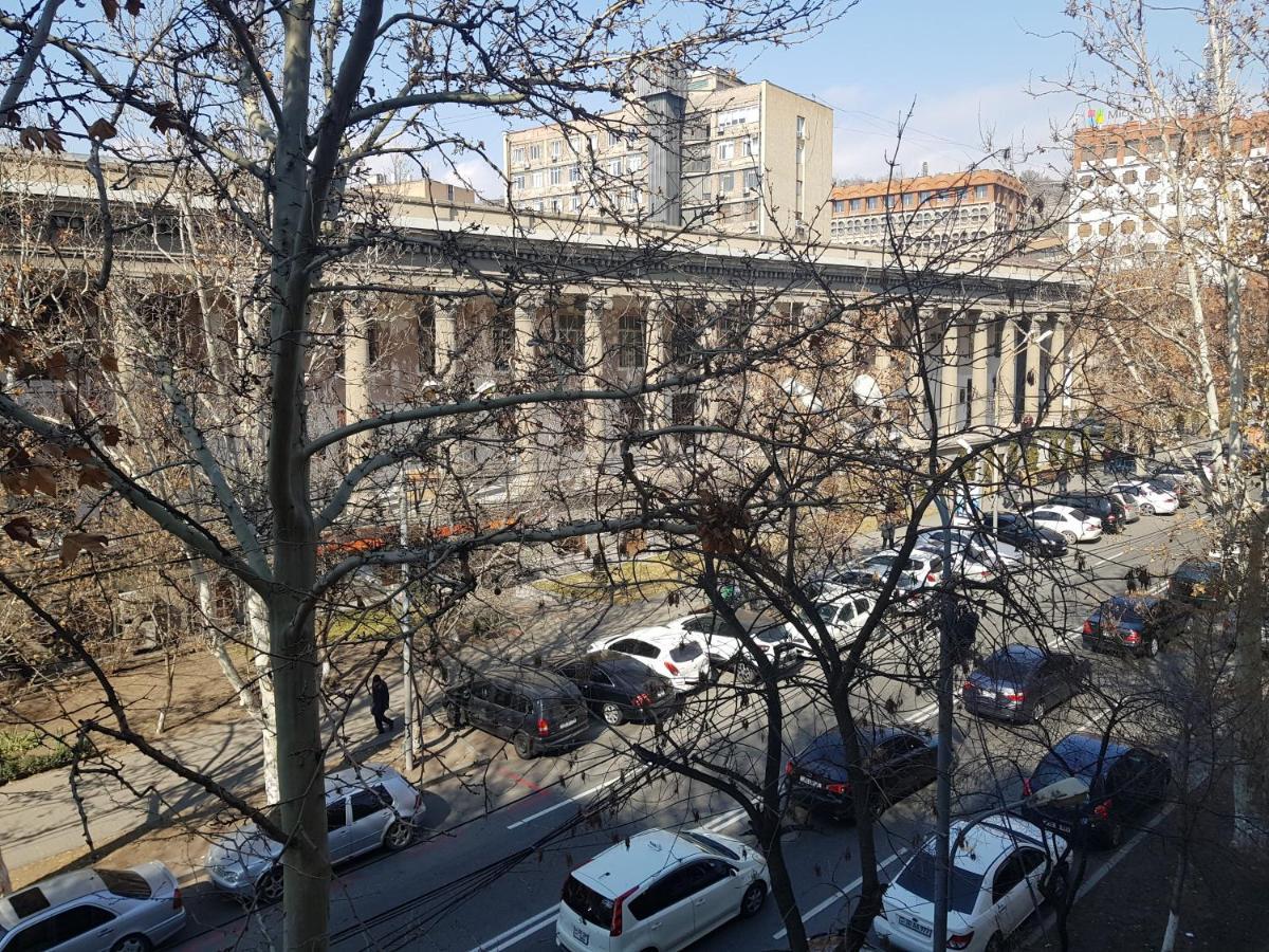 Cascade White Luxury Apartment Yerevan Bagian luar foto