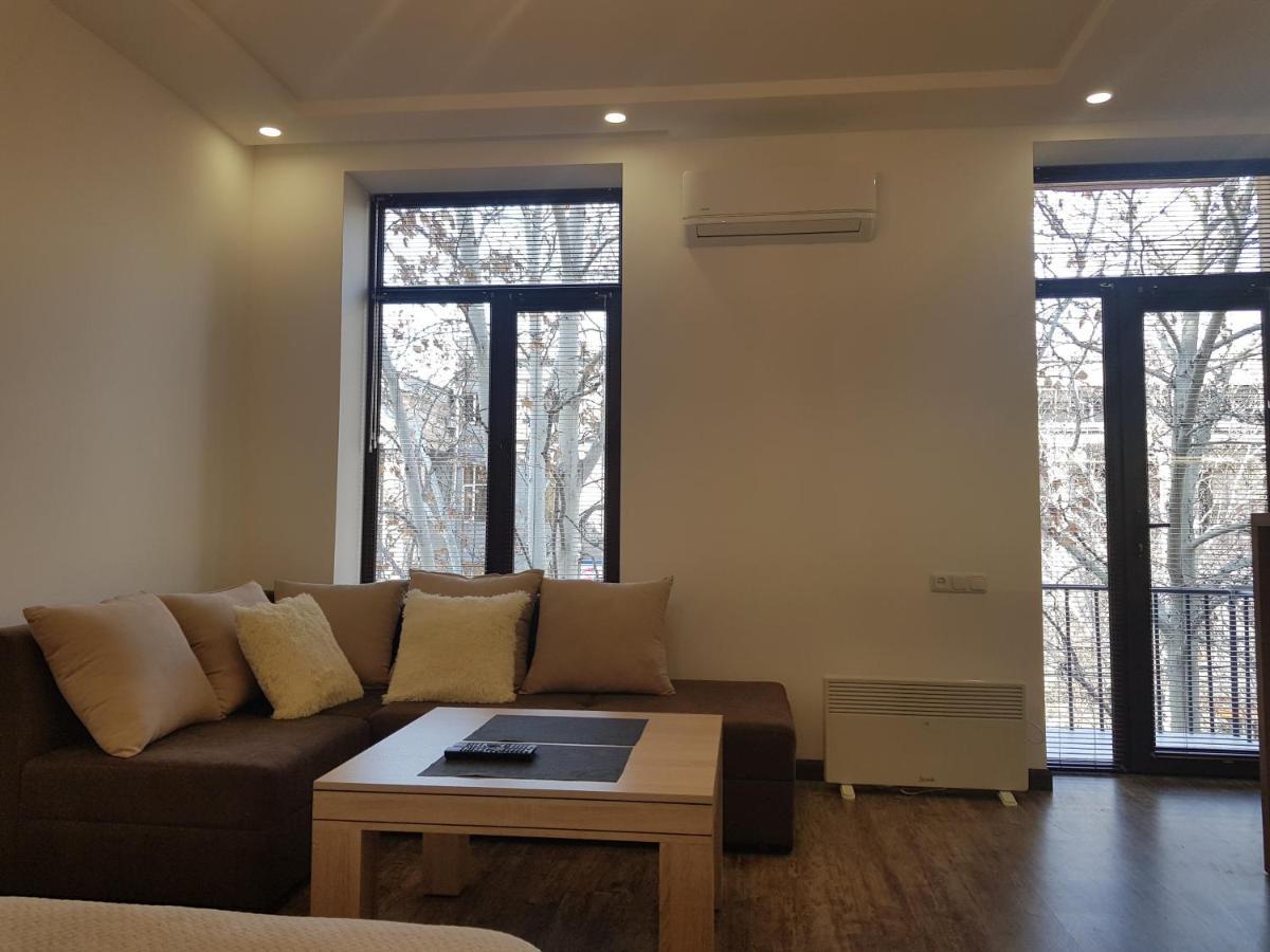 Cascade White Luxury Apartment Yerevan Bagian luar foto