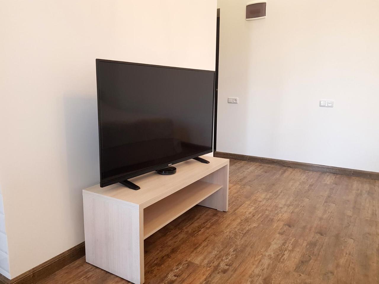 Cascade White Luxury Apartment Yerevan Bagian luar foto