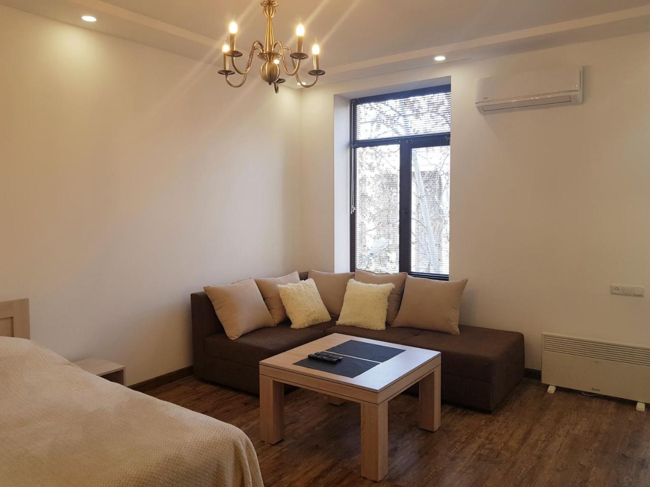 Cascade White Luxury Apartment Yerevan Bagian luar foto