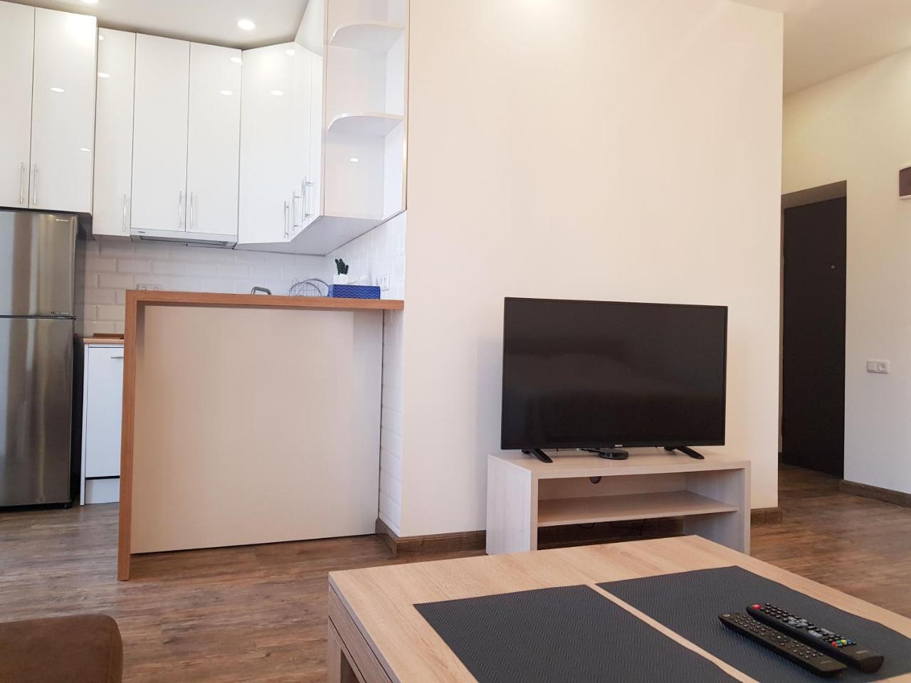 Cascade White Luxury Apartment Yerevan Bagian luar foto